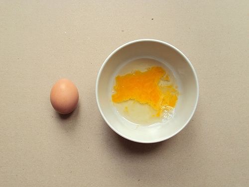 как покрасить яйка на пасху креативно