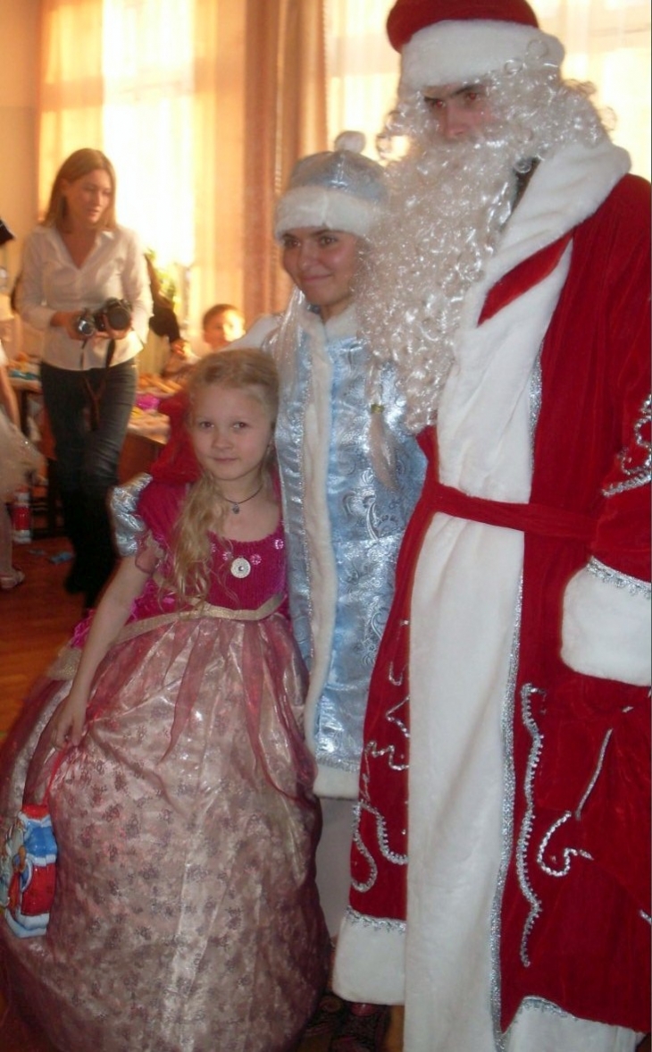 7 лет сшить себе костюм принцессы.