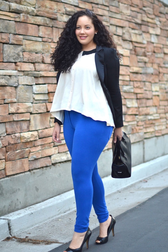 Модный блогер с формами - Tanesha Awasthi