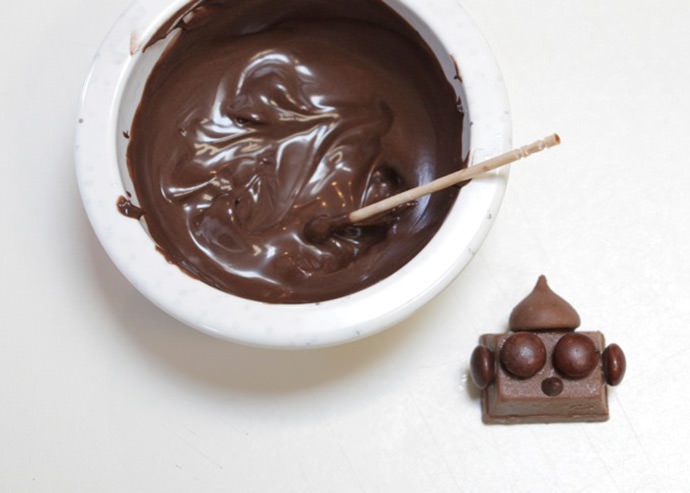 роботы из шоколада и шоколадных конфет