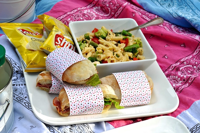 бутерброды на пикнике