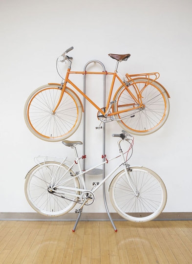 вешалка (под катом еще фото) для двух велосипедов