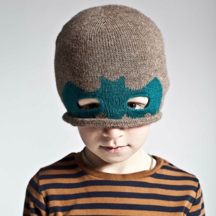 Вязаная шапка для мальчика с Бэтманом!