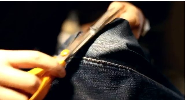ремонту протертых джинсов