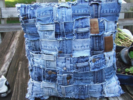 подушки лоскутные из джинсов
