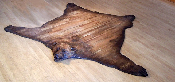 шкура медведя деревянная