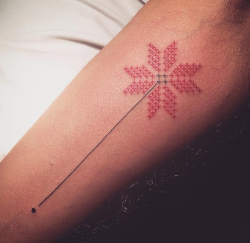 вышивка крестиком на руке татуировка тату