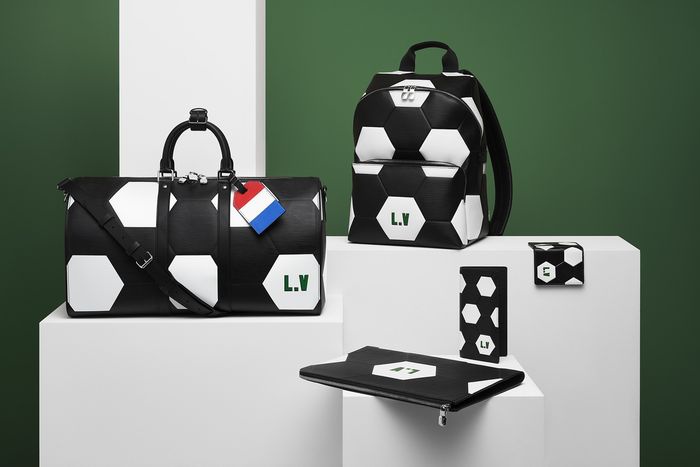 Louis Vuitton выпустил футбольную коллекцию