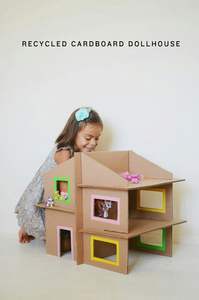 Как сделать домик из картона для ребенка