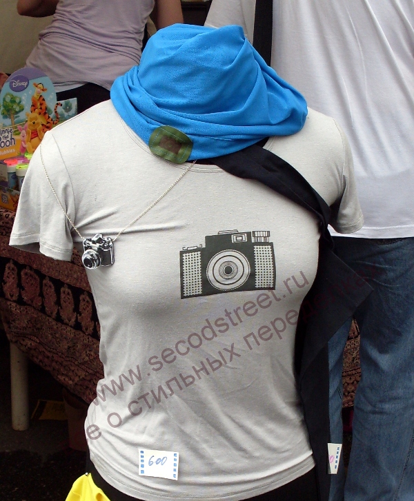 футболка с фотоаппаратом