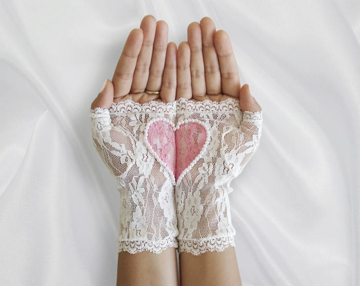 Декор свадебных перчаток (подборка)