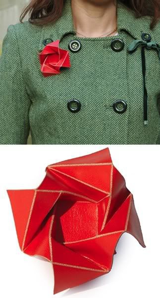 Оригами - брошь роза