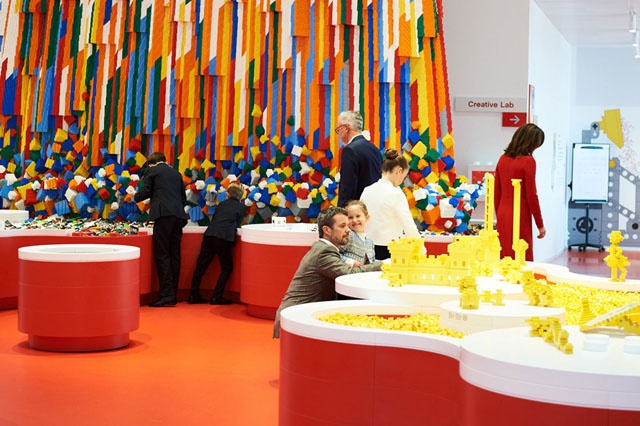 Дом LEGO
