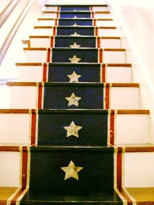 Расписные лестницы (подборка)