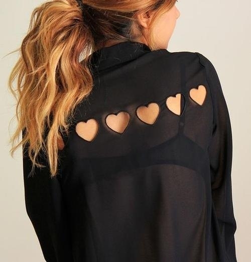 блузка с сердцами