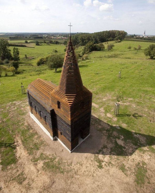 Необычная церковь в Бельгии
