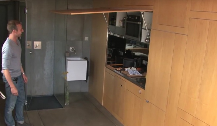 37-летний Кристиан Шале из Австрии купил в Барселоне маленькую квартирку размером 24 m&sup2;