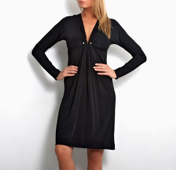 Платье Just Cavalli имеет сборку на длинную булавку - болт: