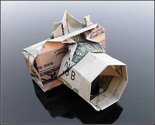 Оригами из денег от Craig Sonnenfeld