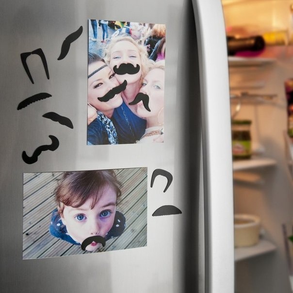 Усы-магнит на холодильник.