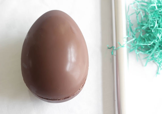Как сделать шоколадное яйцо