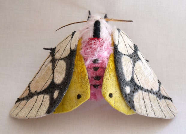 Вышитые бабочки Yumi Okita