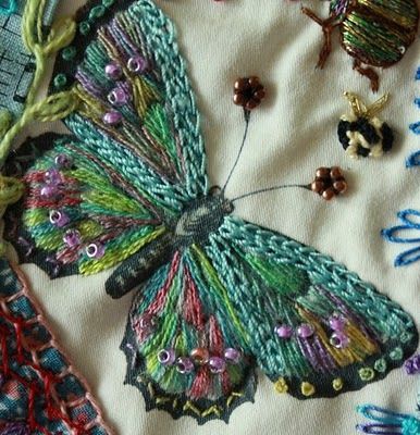 вышивка бабочка