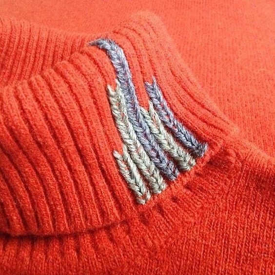 как сделать свитер нарядным