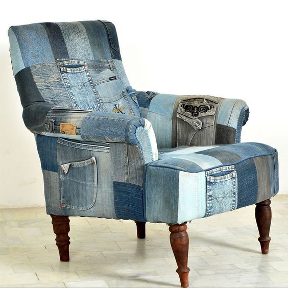 Кресла и диваны пэчворк из джинсовых вещей